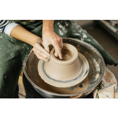 44062_hands-of-potter-making-clay-pot-2021-09-04-08-26-16-utc.jpg