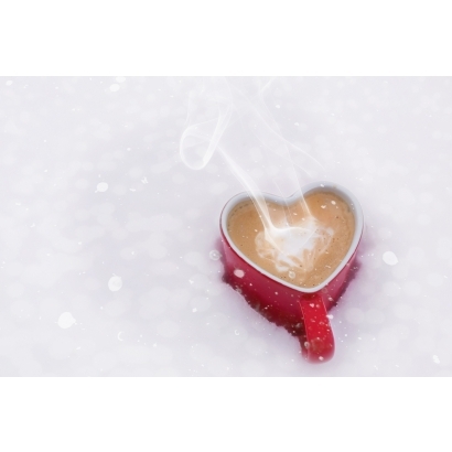 coffee-mug-in-heartshape-in-snow.jpg